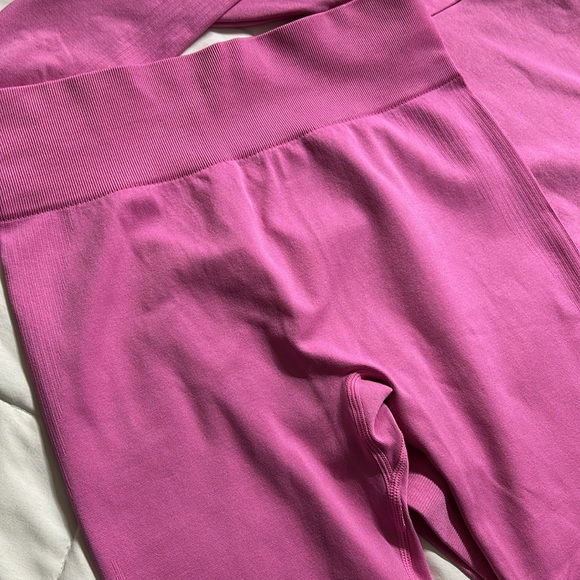 PLT Bright Pink Basic Detail Seamless High Waist Gym Leggings & Top - Picture 7 of 11